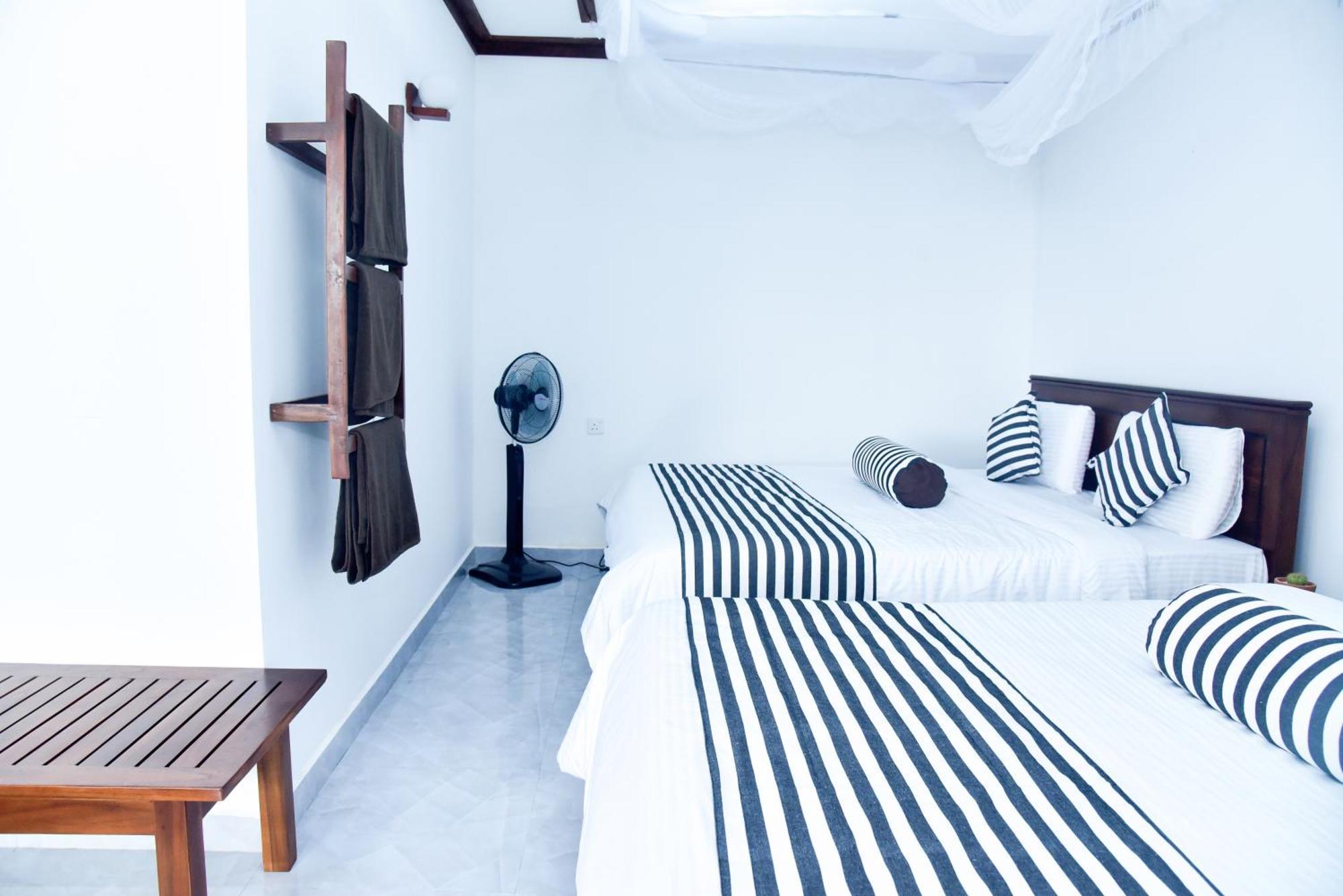 Dawn View Home Stay إيلا الغرفة الصورة