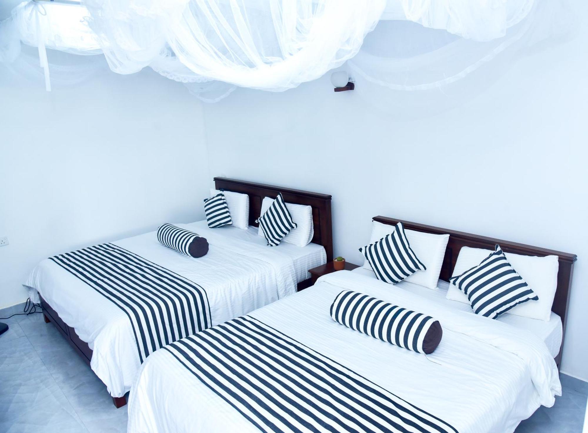 Dawn View Home Stay إيلا الغرفة الصورة